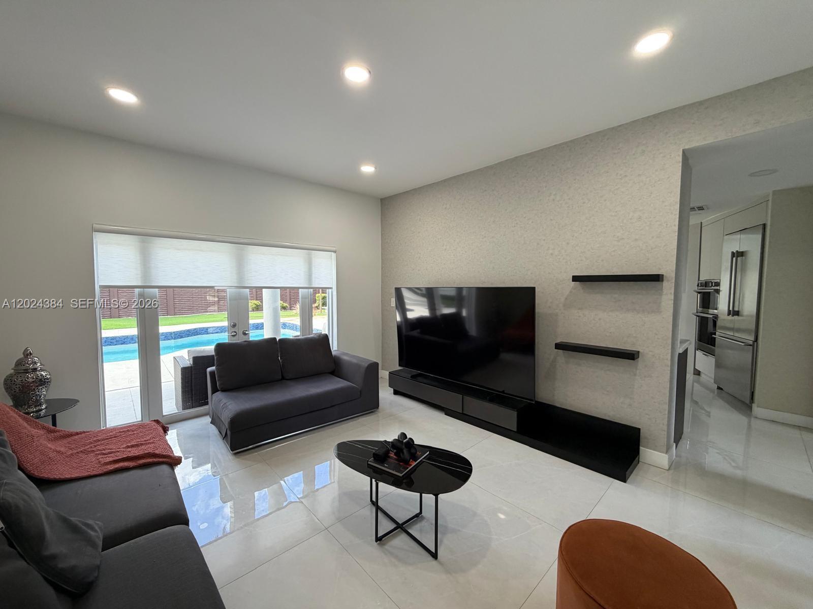 10462 NW 130th St # 1, Hialeah Gardens FL 33018 photo 2