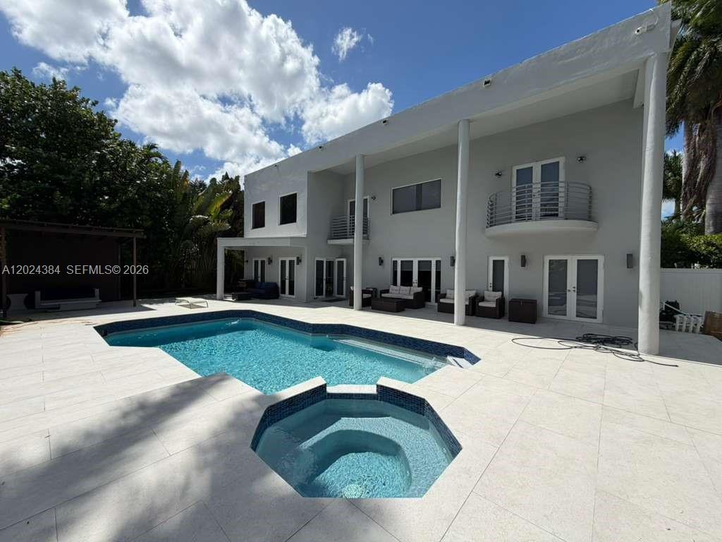 10462 NW 130th St # 1, Hialeah Gardens FL 33018