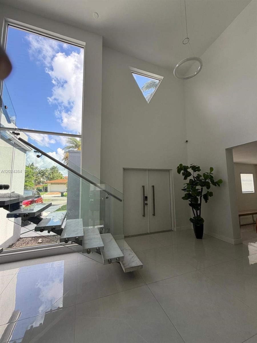 10462 NW 130th St # 1, Hialeah Gardens FL 33018 photo 4