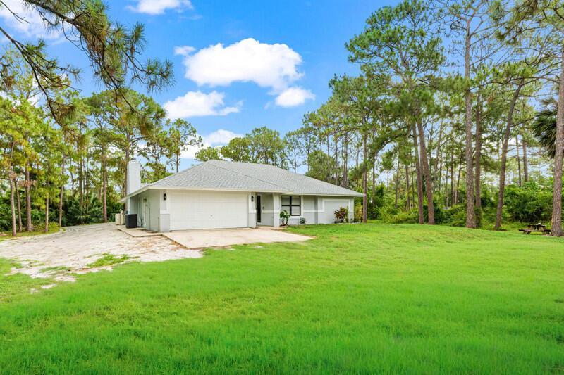 12689 N 68th St Street N, FL 33412 photo 2