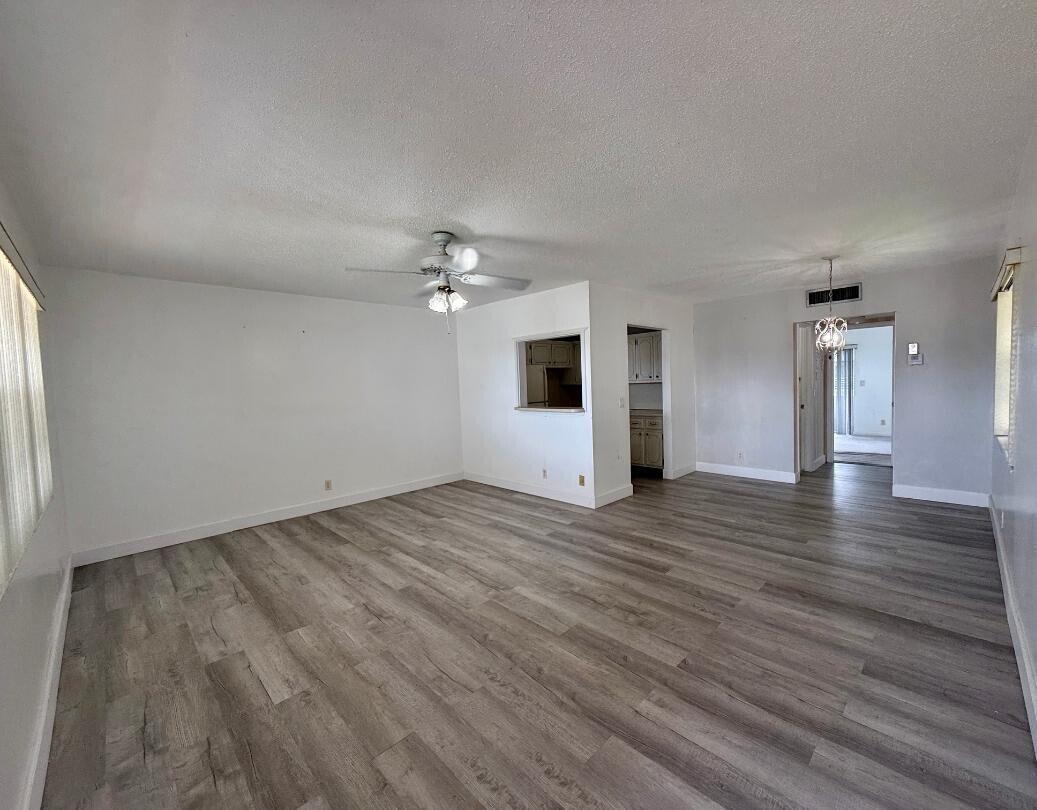 45 Easthampton B # 45, West Palm Beach FL 33417