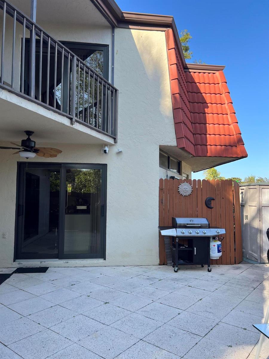 3648 Victoria Drive, West Palm Beach FL 33406 photo 2