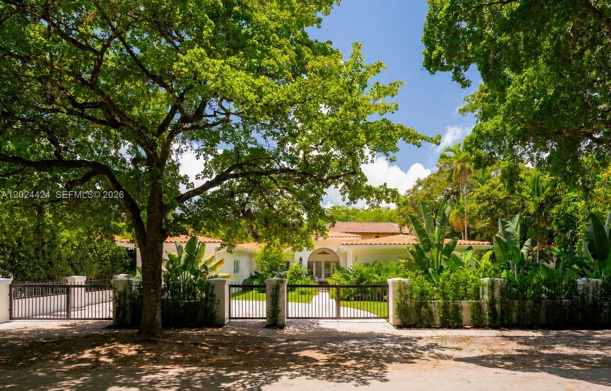 2508 Anderson Rd, Coral Gables FL 33134 photo 4