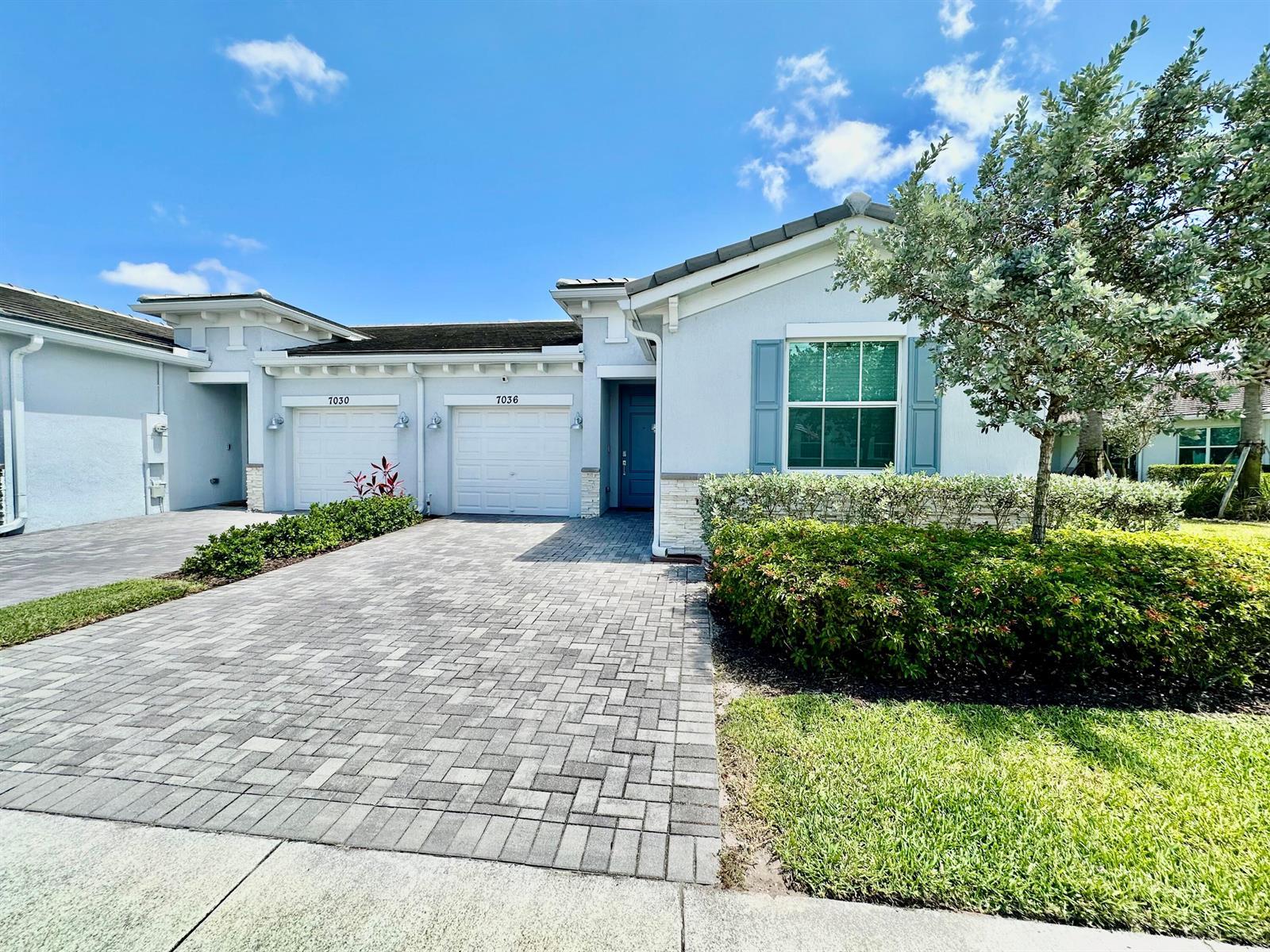 7036 Peters Lane, Delray Beach FL 33446 photo 2