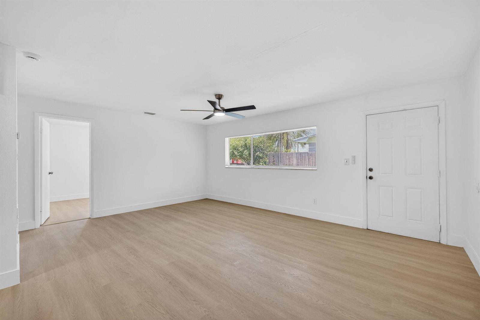 812 N 24th Street, Fort Pierce FL 34950 photo 4