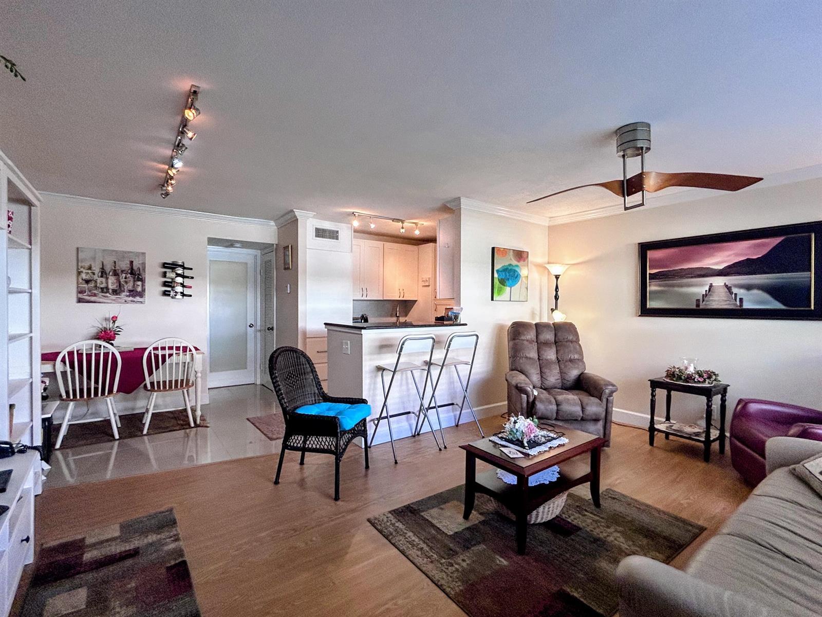 638 Snug Harbor Drive # E6, Boynton Beach FL 33435 photo 2
