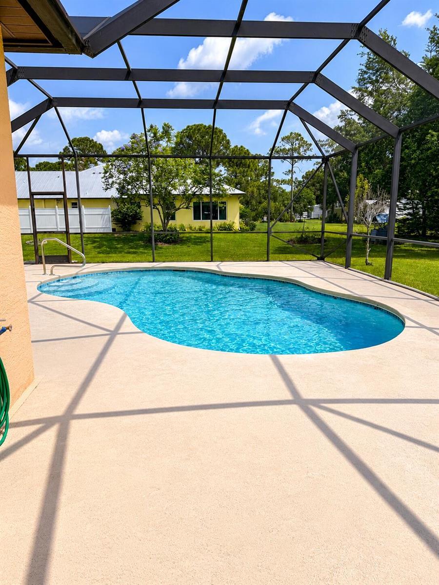 5508 Silver Oak Drive, Fort Pierce FL 34982 photo 2