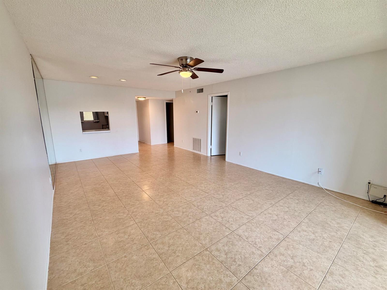 120 Lake Evelyn Drive, West Palm Beach FL 33411 photo 2