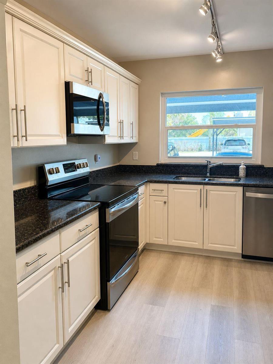 1871 SW Palm City Road # G401, Stuart FL 34994