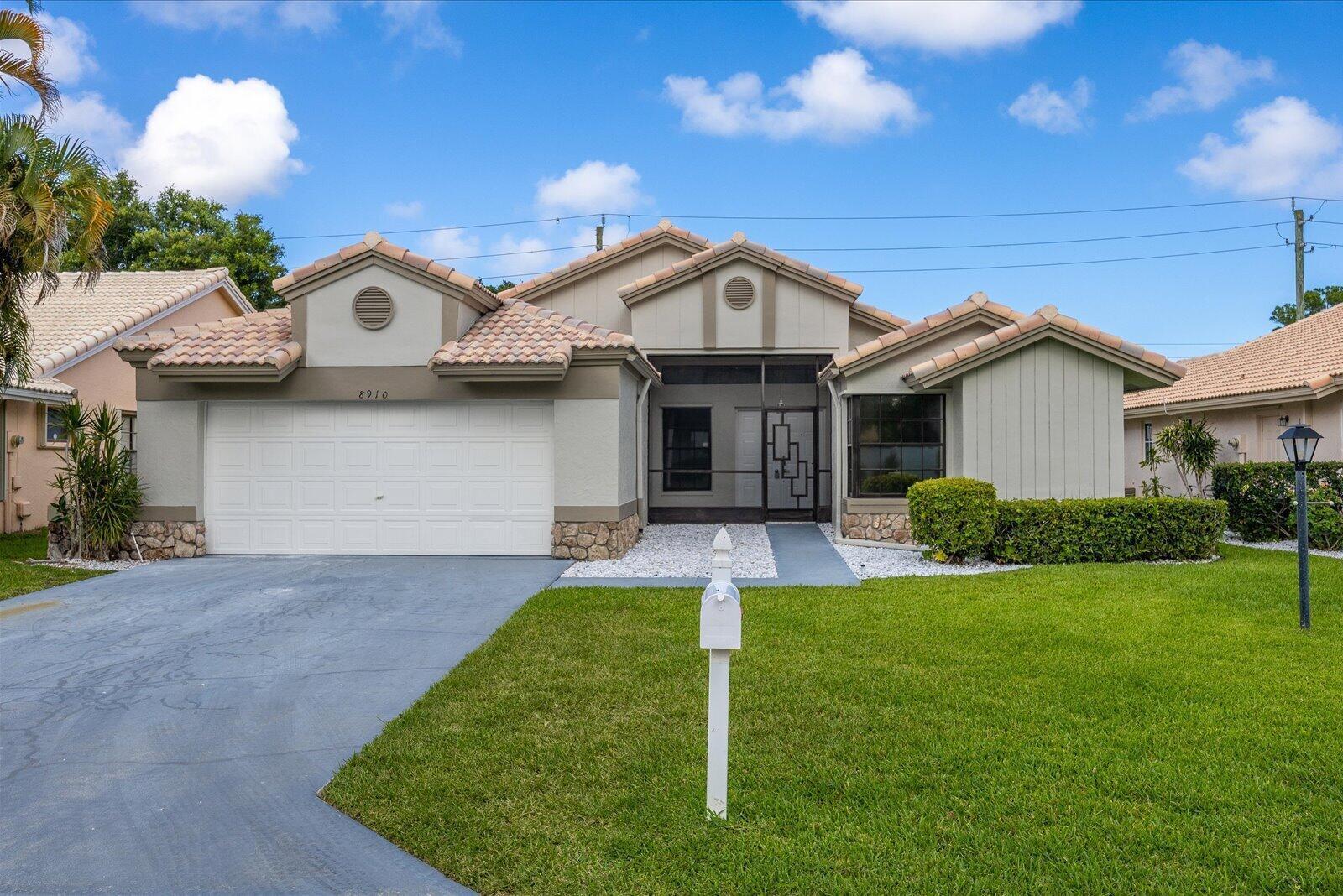 8910 Boatswain Drive, Boynton Beach FL 33436 photo 5