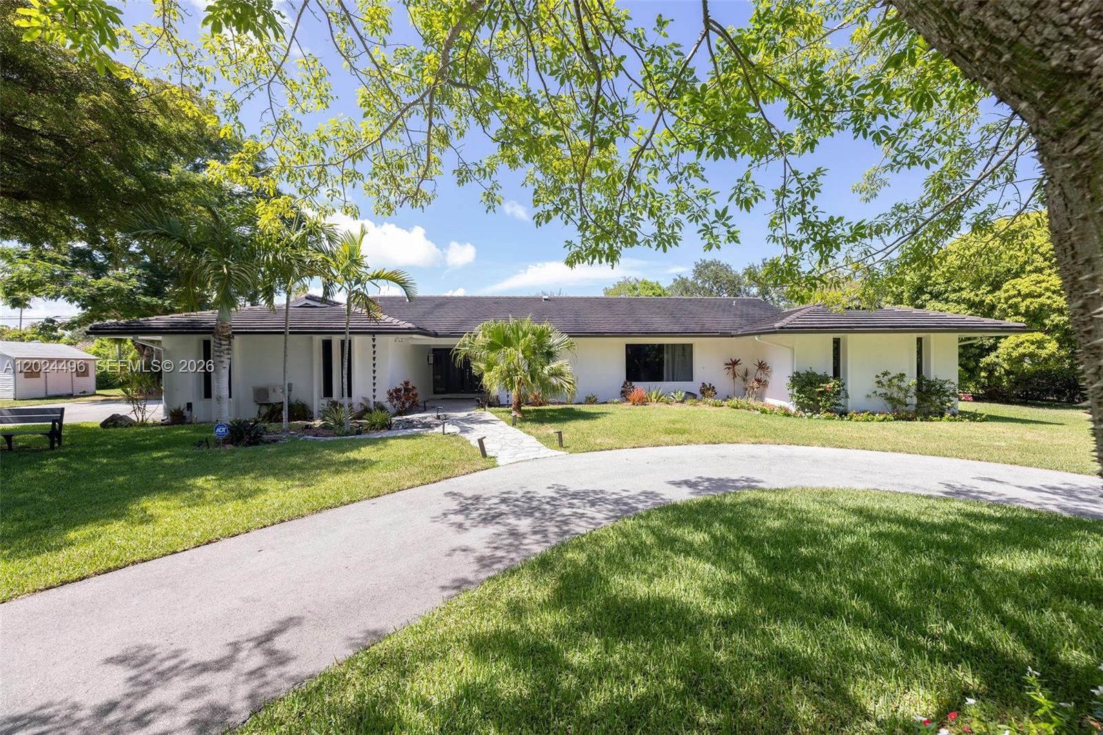 6875 N Cartee Rd, Palmetto Bay FL 33158