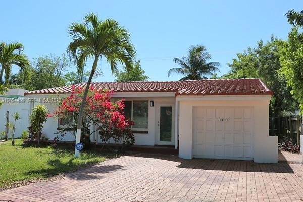 1380 71st St, Miami Beach FL 33141 photo 2