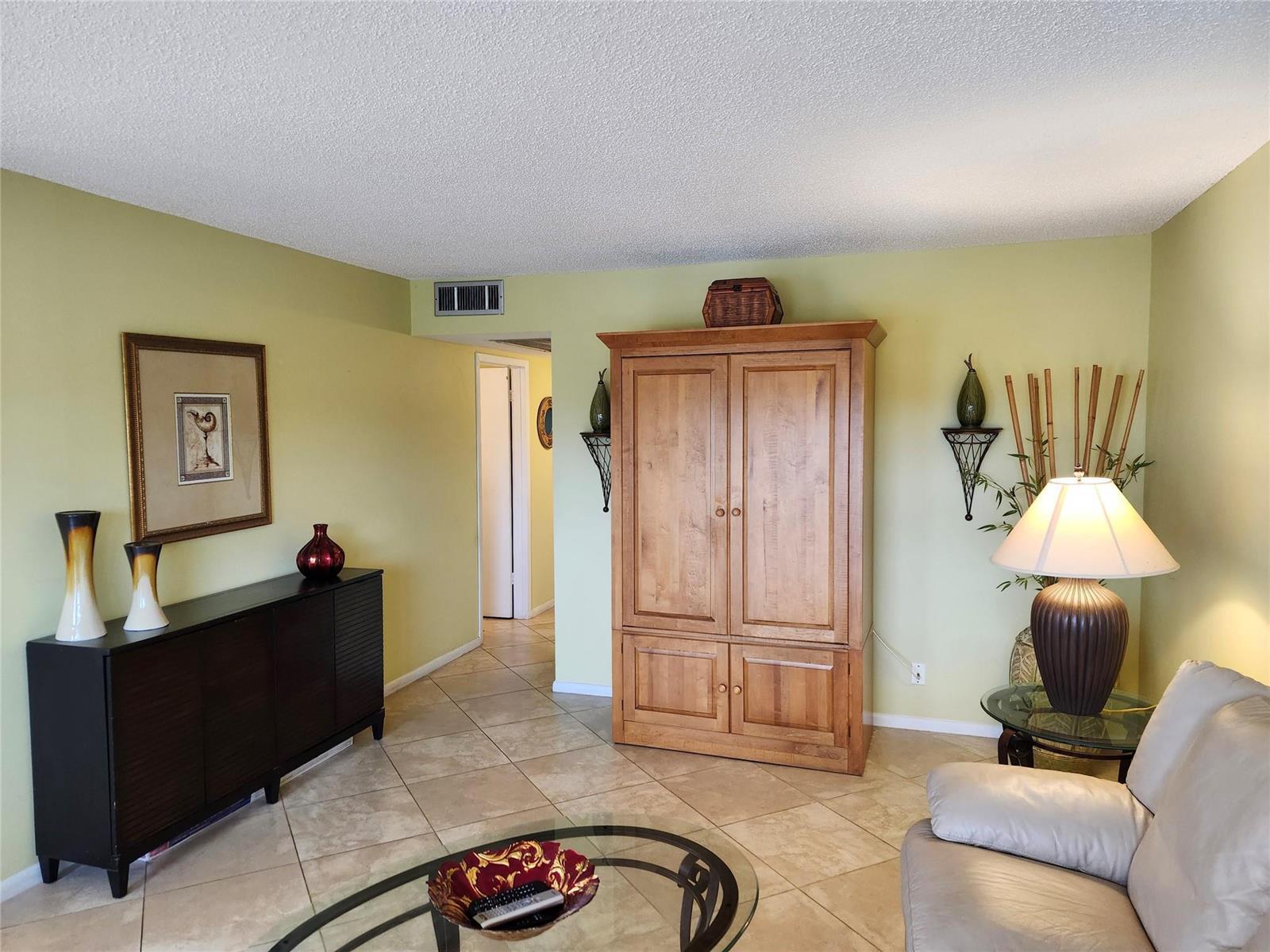 74 Preston, Boca Raton FL 33434 photo 5