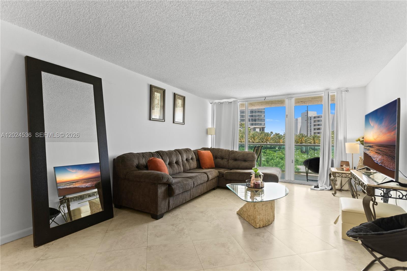 100 Bayview Dr # 307, Sunny Isles Beach FL 33160 photo 5