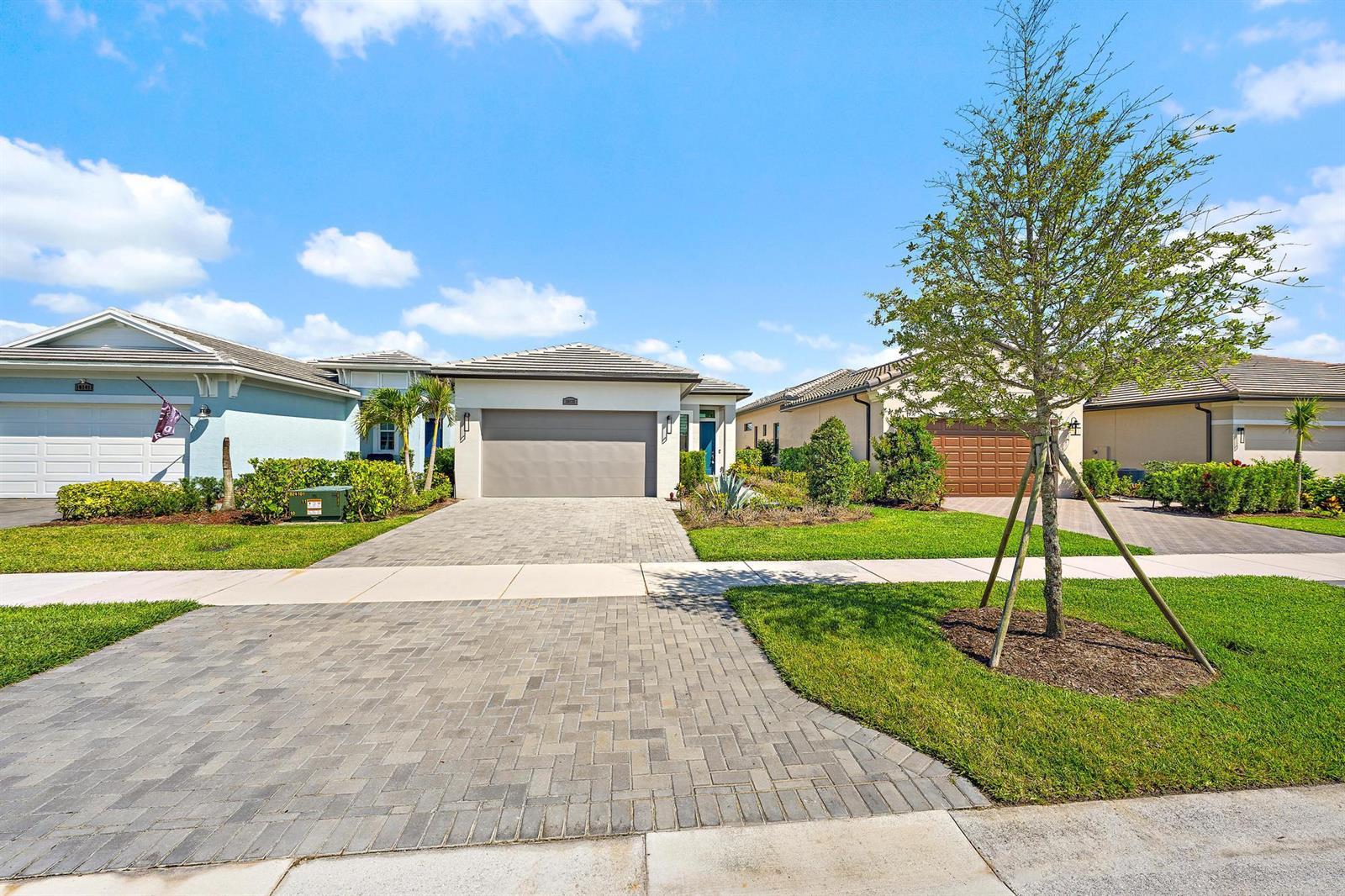 10135 SW Latium Way, Port St. Lucie FL 34987
