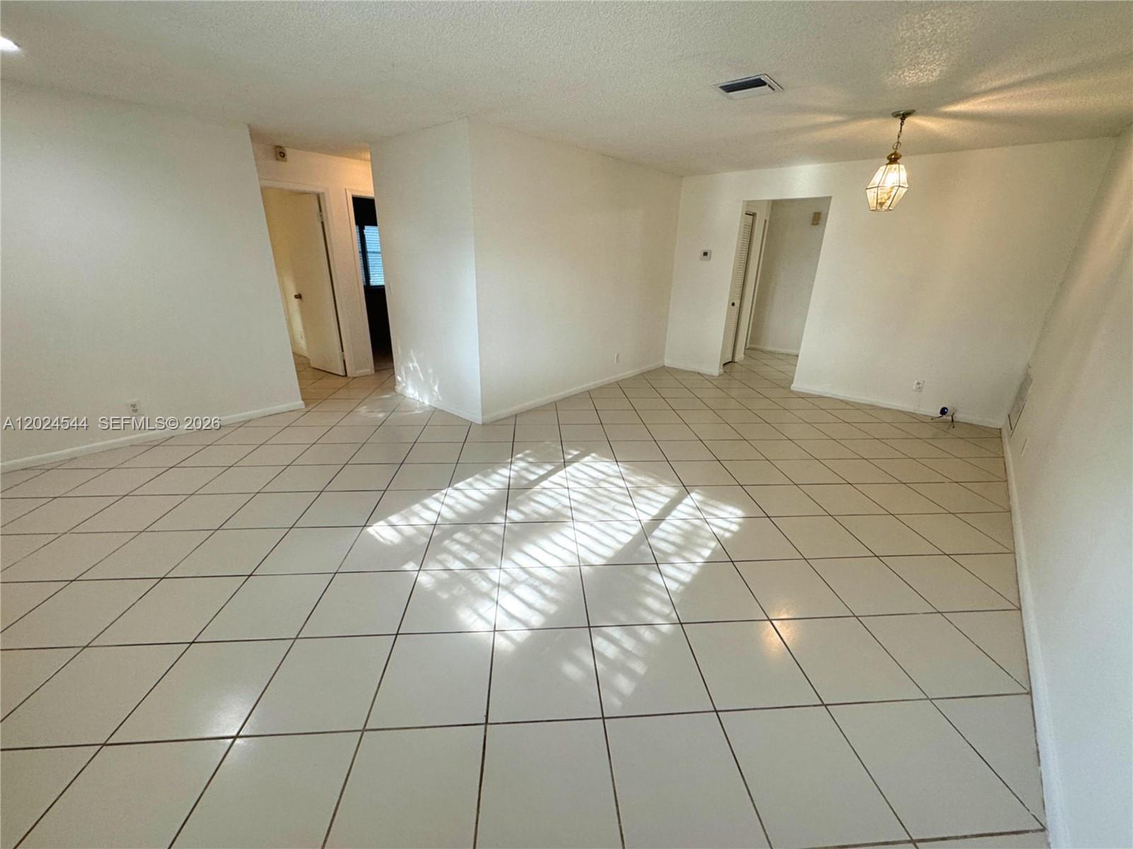 61 SW 34th Ave, Deerfield Beach FL 33442 photo 4
