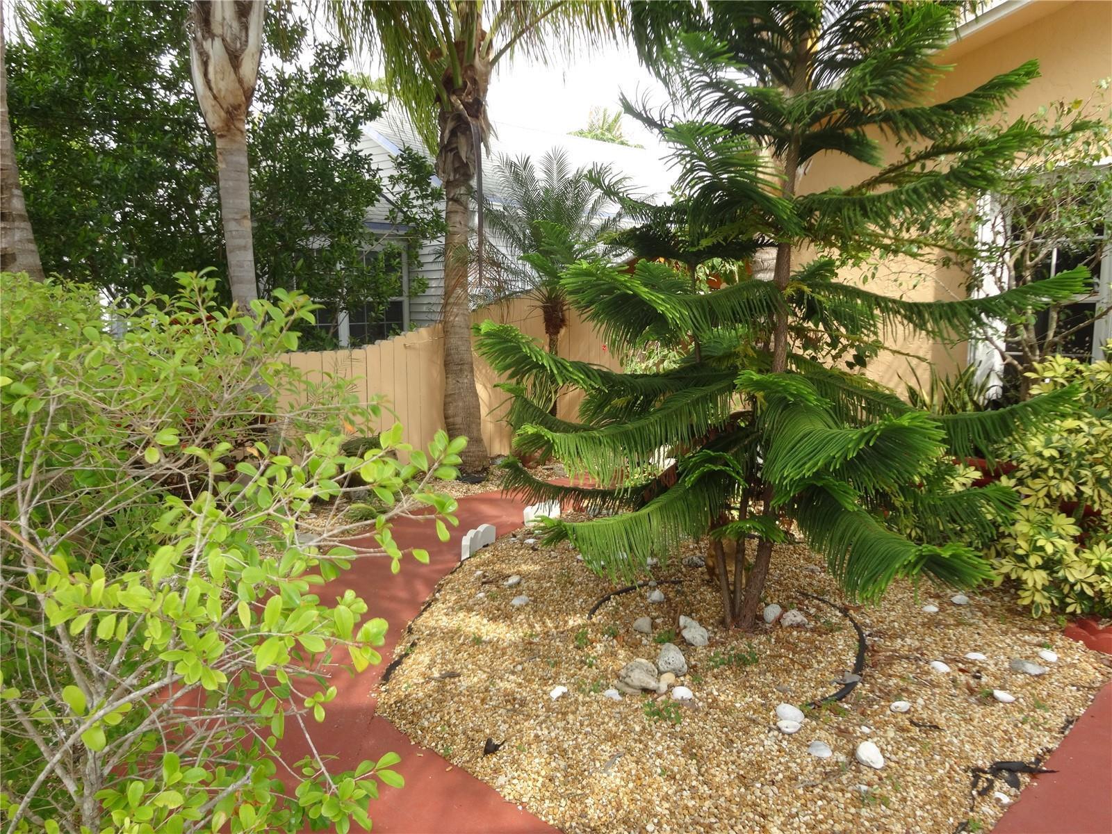 31 SE 13th Street # 2, Dania Beach FL 33004 photo 2