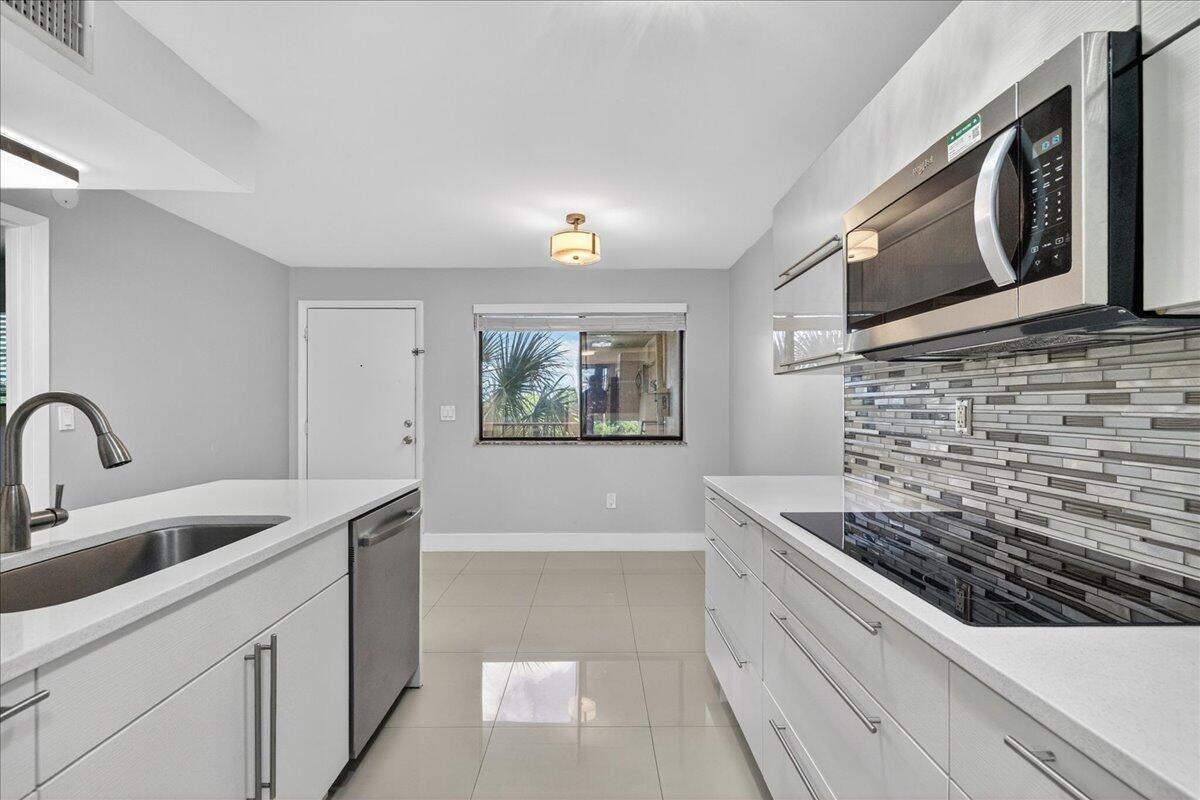 7451 NW 16th Street # 407, Plantation FL 33313 photo 4