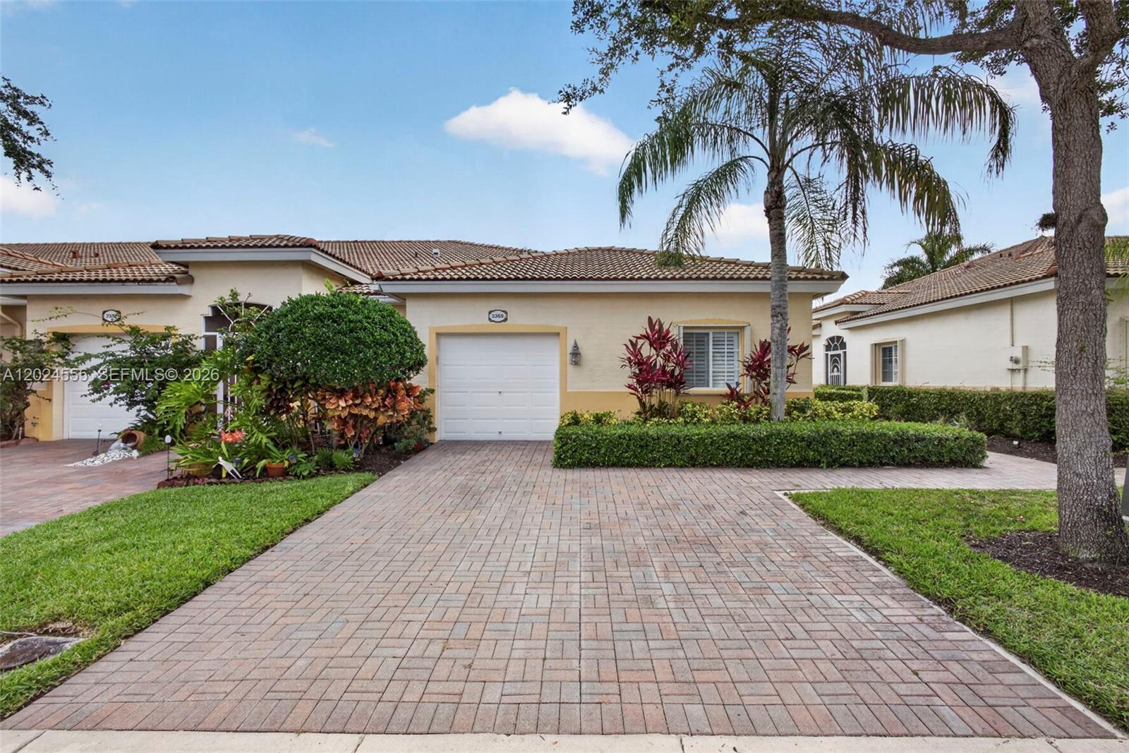 2368 Windjammer Way, West Palm Beach FL 33411 photo 2