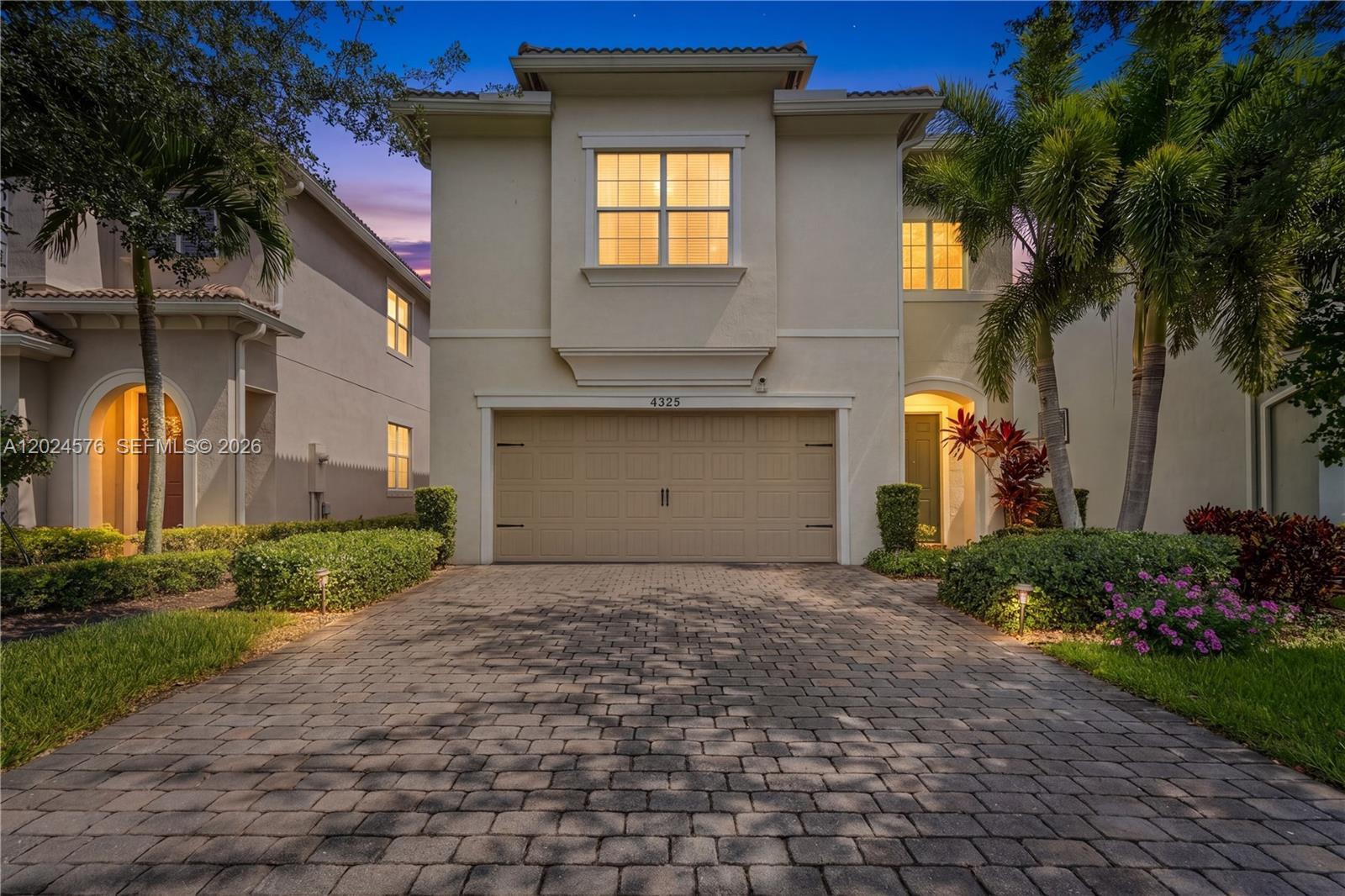 4325 Large Leaf Ln, Hollywood FL 33021 photo 3