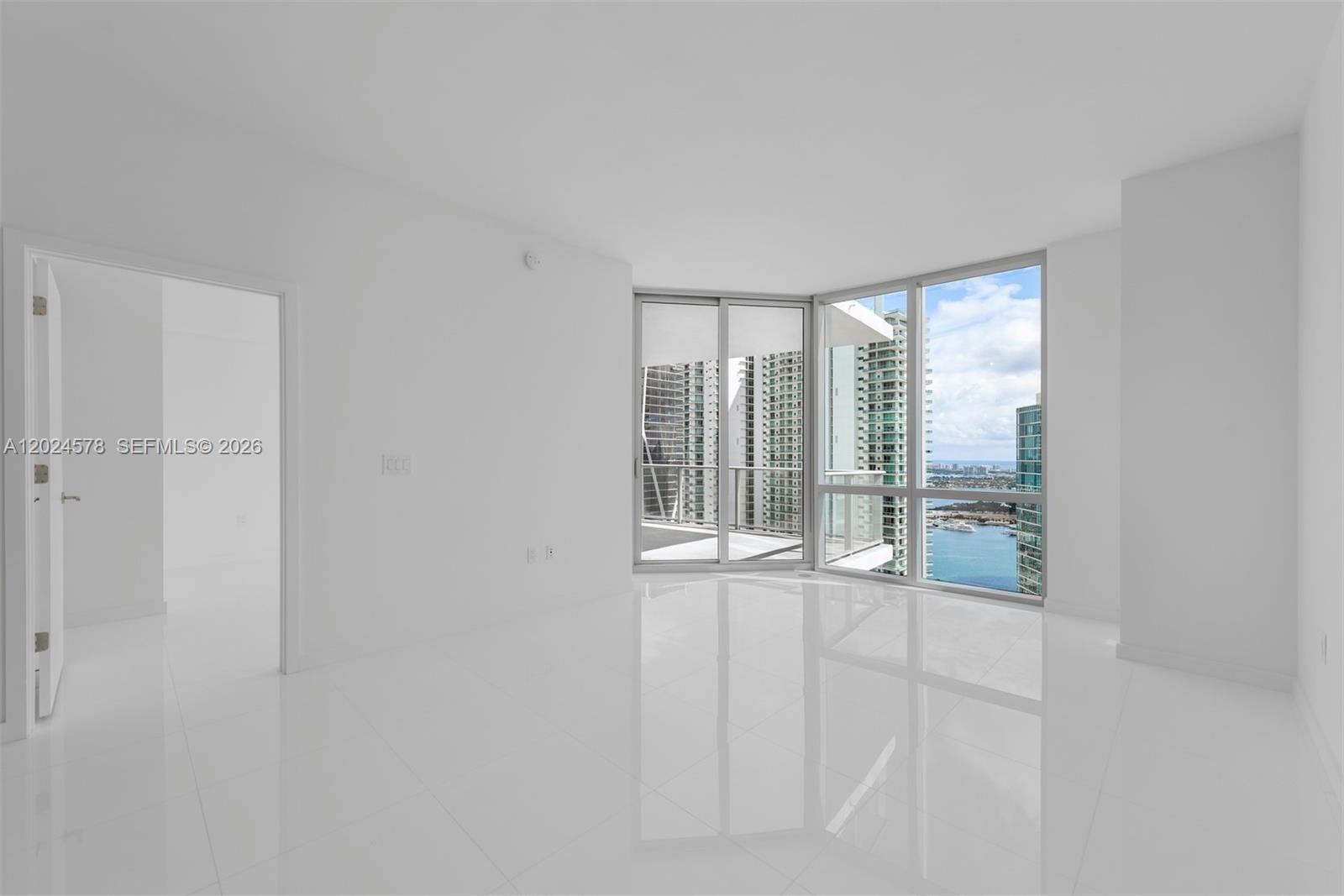 851 NE 1st Ave # 4305, Miami FL 33132 photo 5