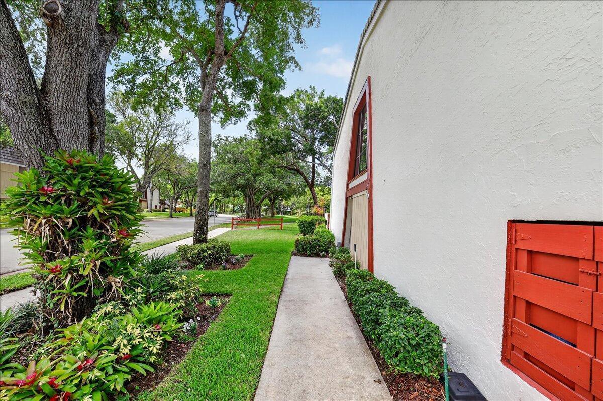 2999 Oaktree Lane # 343, Hollywood FL 33021 photo 3