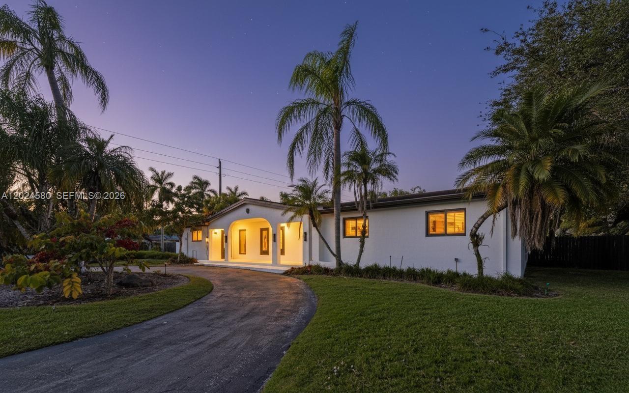 8695 SW 110th St, Miami FL 33156 photo 2