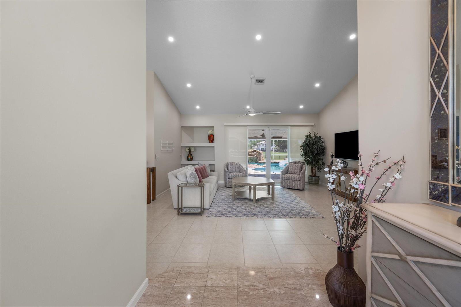 15880 Meadow Wood Drive, Wellington FL 33414 photo 3