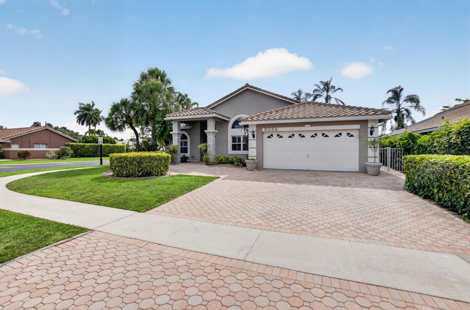 9336 Water Course Way, Boynton Beach FL 33437 photo 2