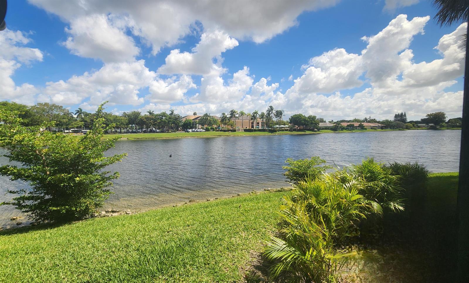 9935 N Belfort Circle, Tamarac FL 33321 photo 5
