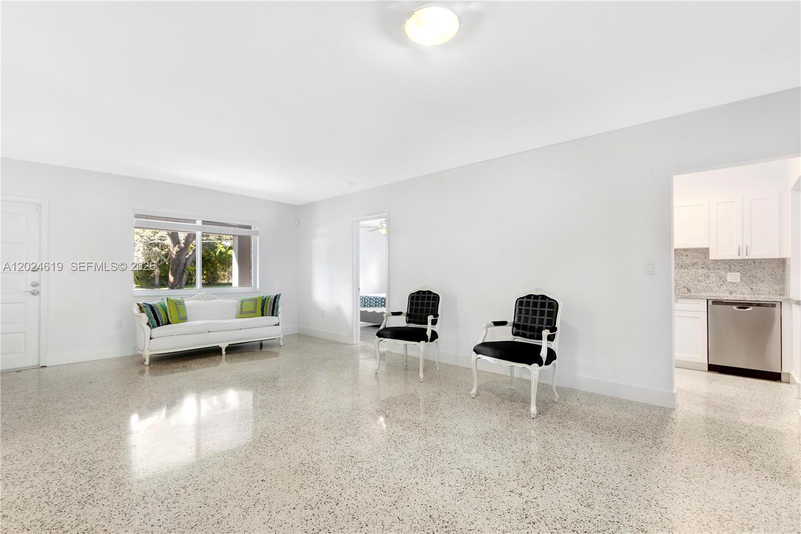 8201 SW 63rd Pl, Miami FL 33143 photo 3