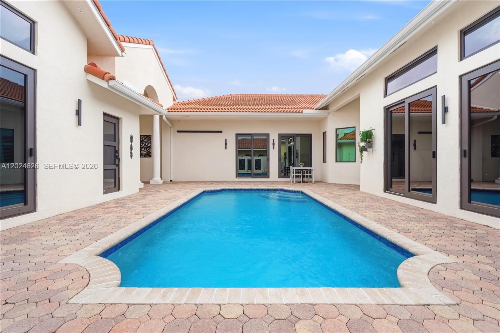16460 NW 12th St, Pembroke Pines FL 33028 photo 4
