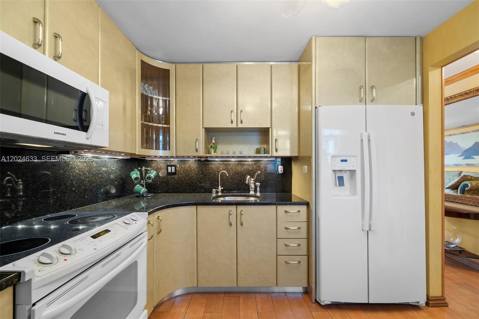 3551 NE 169th St # 301, North Miami Beach FL 33160 photo 3