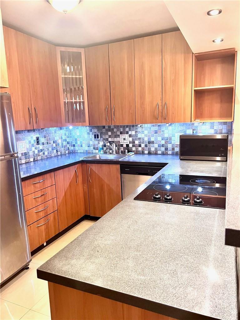 600 Three Islands Boulevard # 1108, Hallandale Beach FL 33009 photo 2