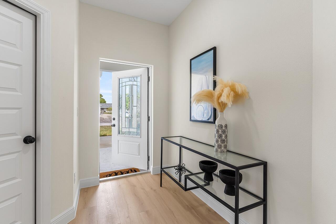 8236 104th Court, Vero Beach FL 32967 photo 4