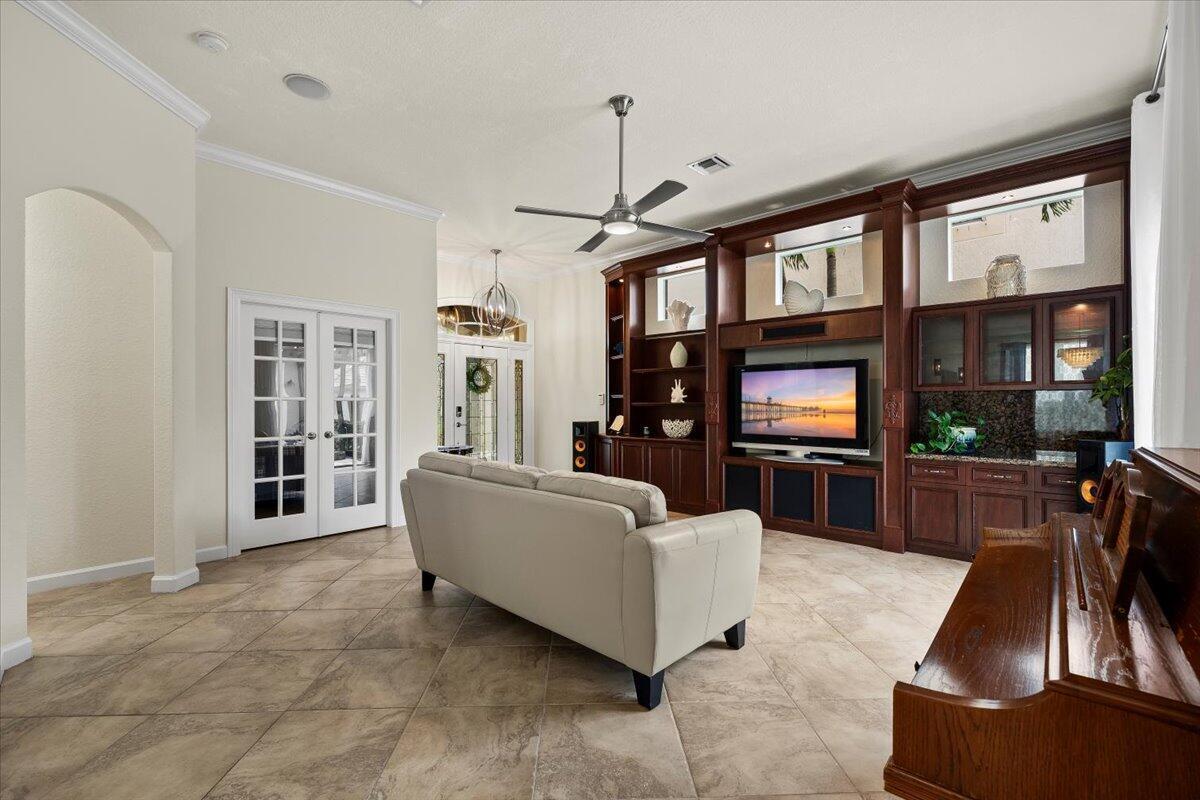 8203 Calterra Drive, Palm Beach Gardens FL 33418 photo 4
