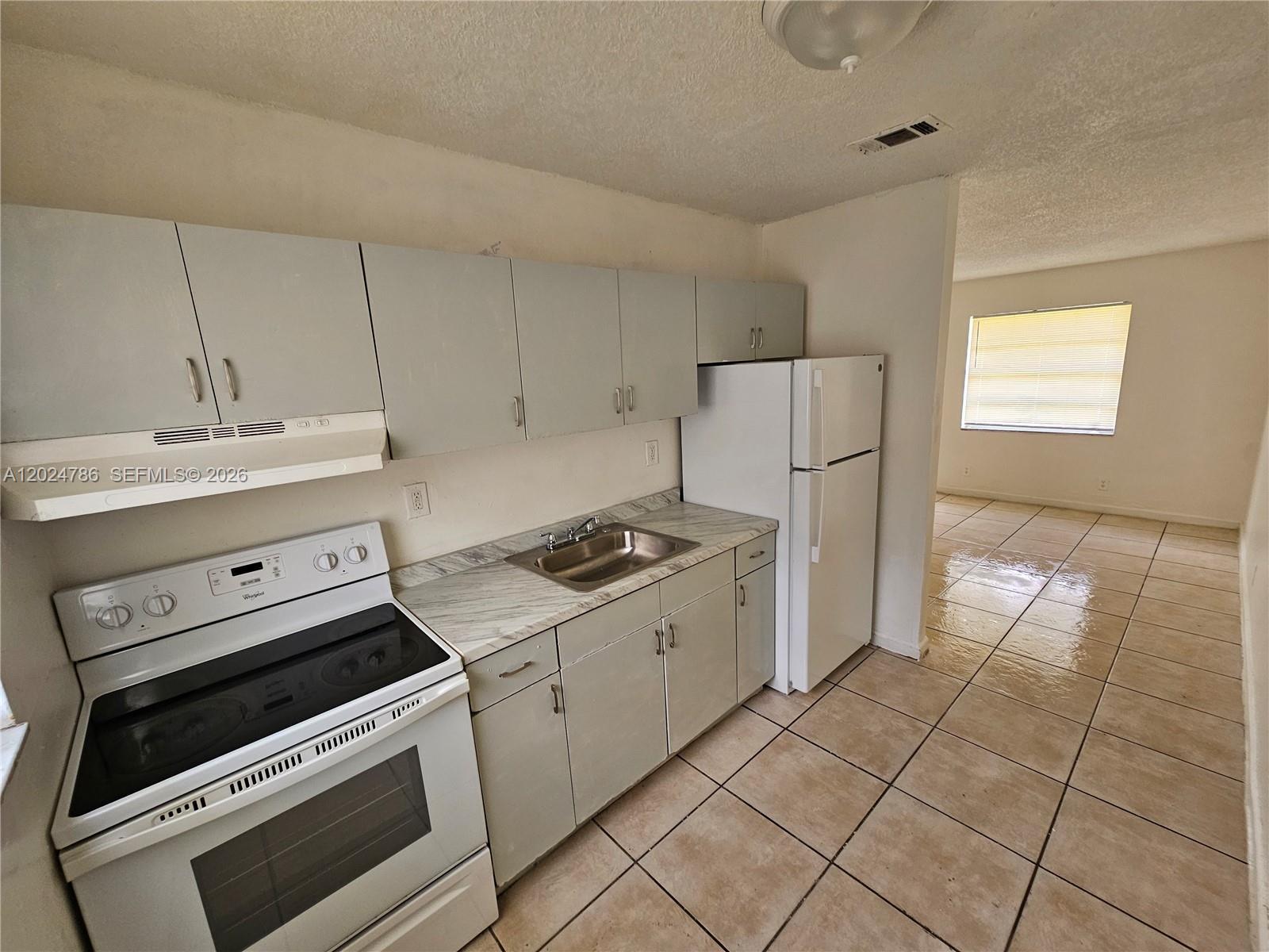 2451 NW 8th Pl # 1, Fort Lauderdale FL 33311 photo 2