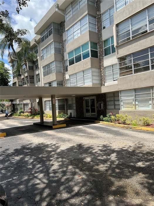 6700 Cypress Rd # 409, Plantation FL 33317 photo 4