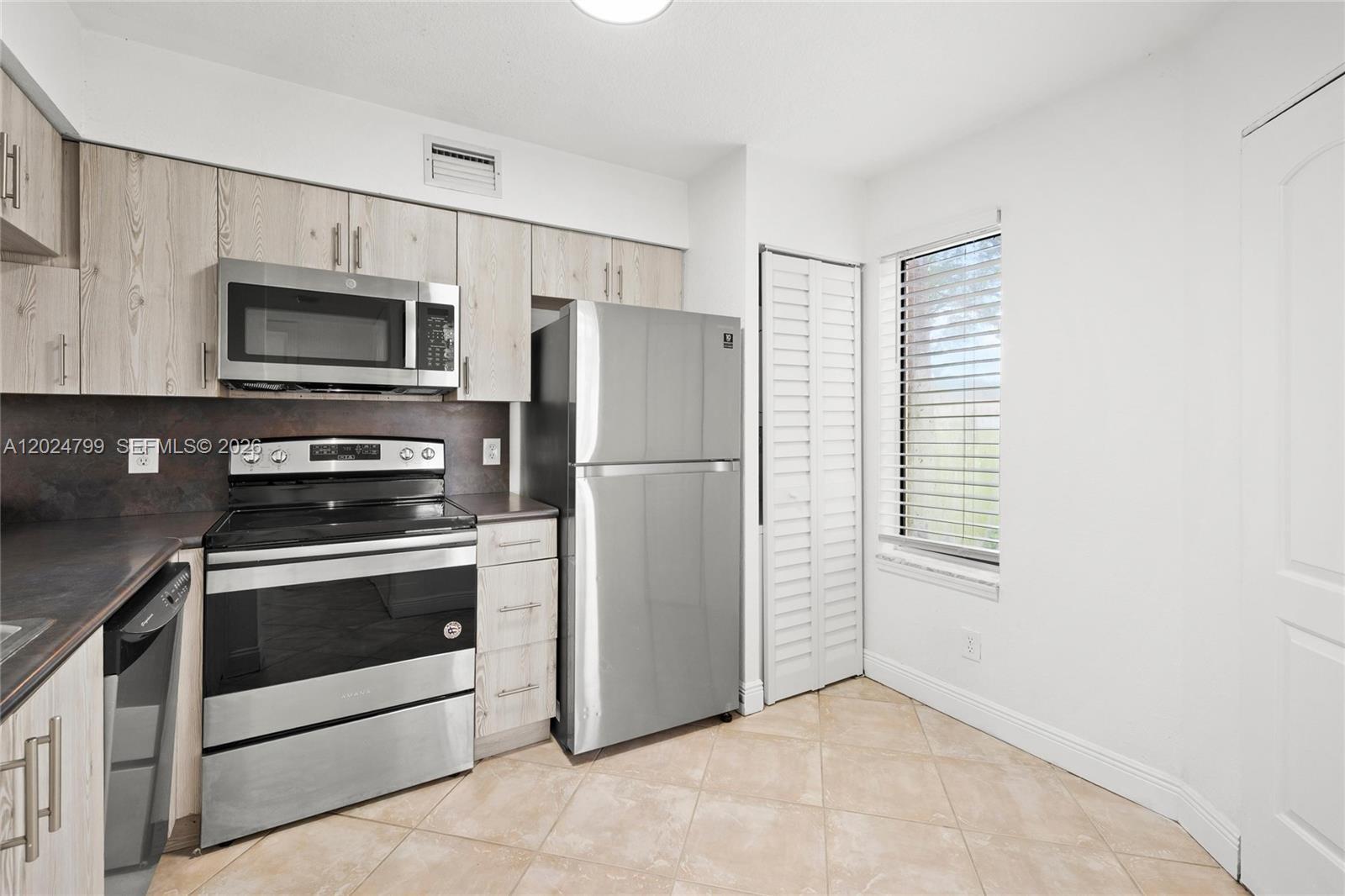 1025 Coral Club Dr # 1025, Coral Springs FL 33071 photo 3