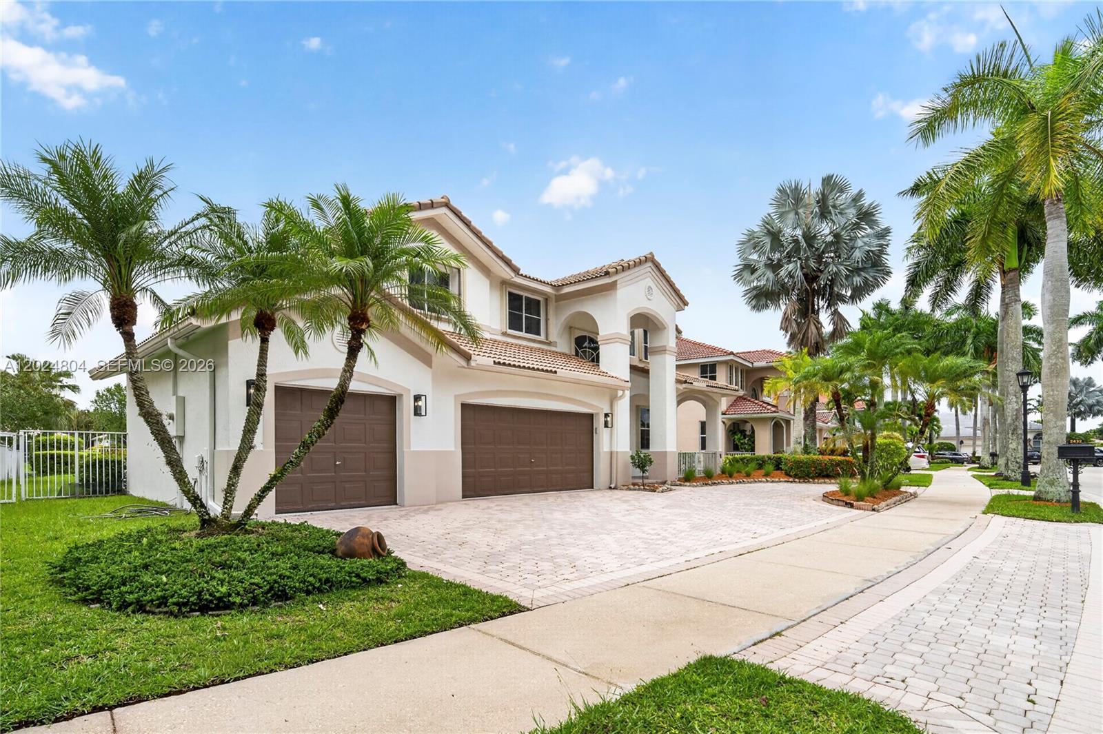 2432 Deer Creek Rd, Weston FL 33327 photo 2
