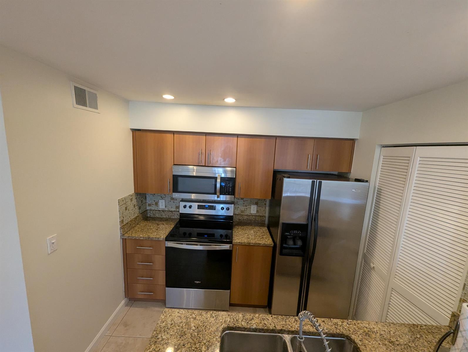1335 Crystal Way, Delray Beach FL 33444 photo 3
