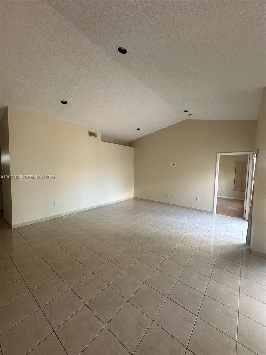 16280 SW 77th Ter, Miami FL 33193 photo 2