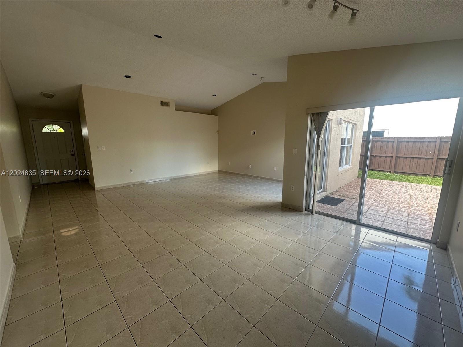 16280 SW 77th Ter, Miami FL 33193 photo 3