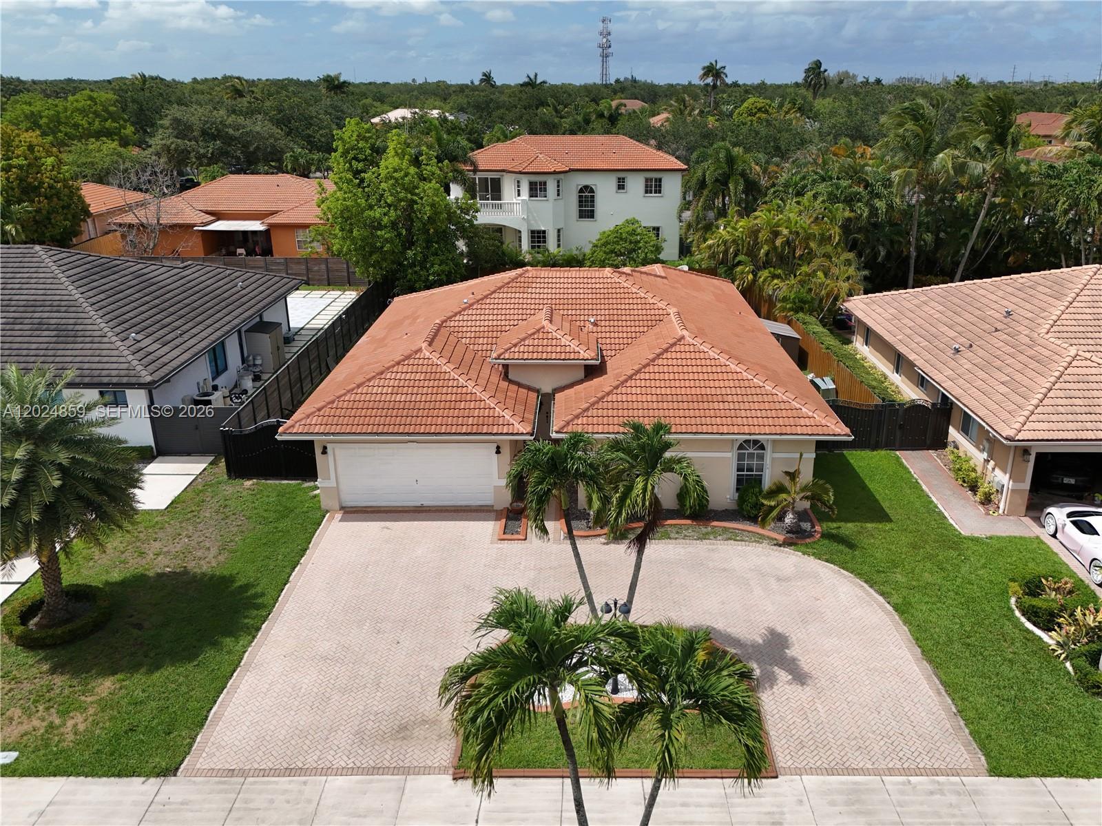 7831 NW 160th Ter, Miami Lakes FL 33016