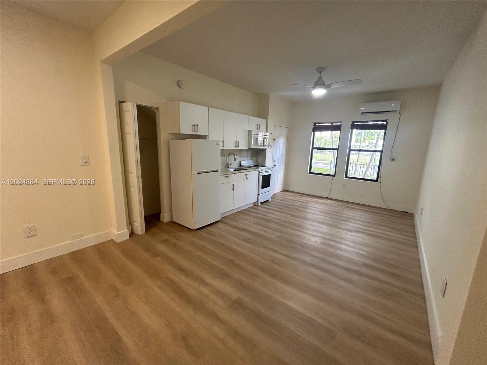 2000 Monroe St # 8, Hollywood FL 33020 photo 4