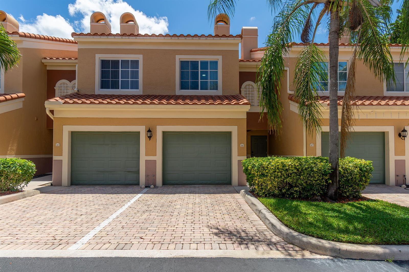 11785 St Andrews Place Apt 106, Wellington FL 33414 photo 2