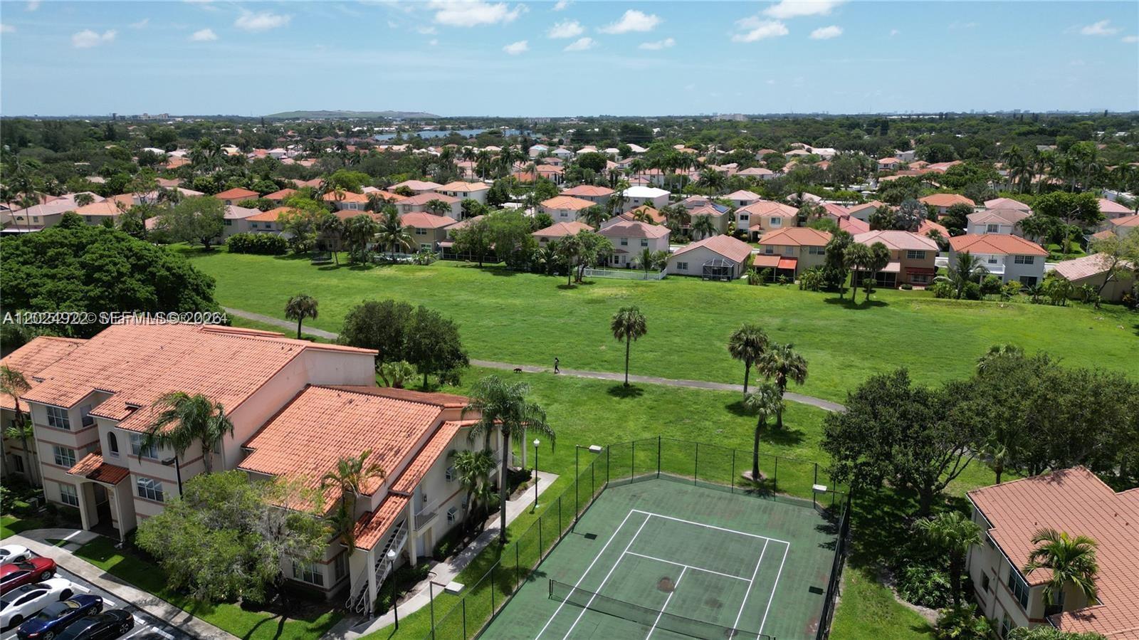 3420 N Pinewalk Dr N # 717, Margate FL 33063 photo 2
