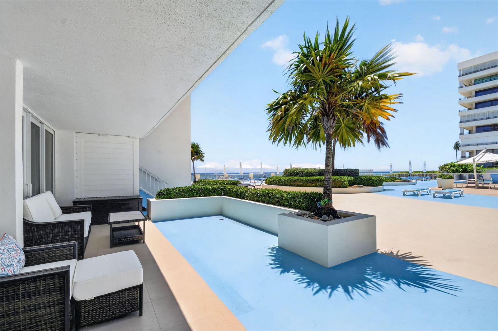 3546 S Ocean Boulevard # 203, South Palm Beach FL 33480 photo 2
