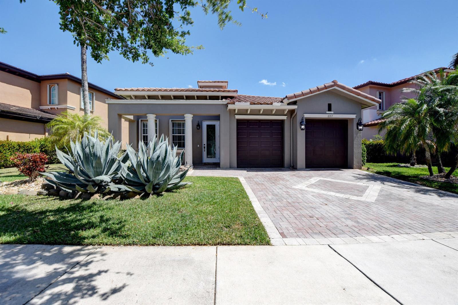 8197 NW 107th Lane, Parkland FL 33076