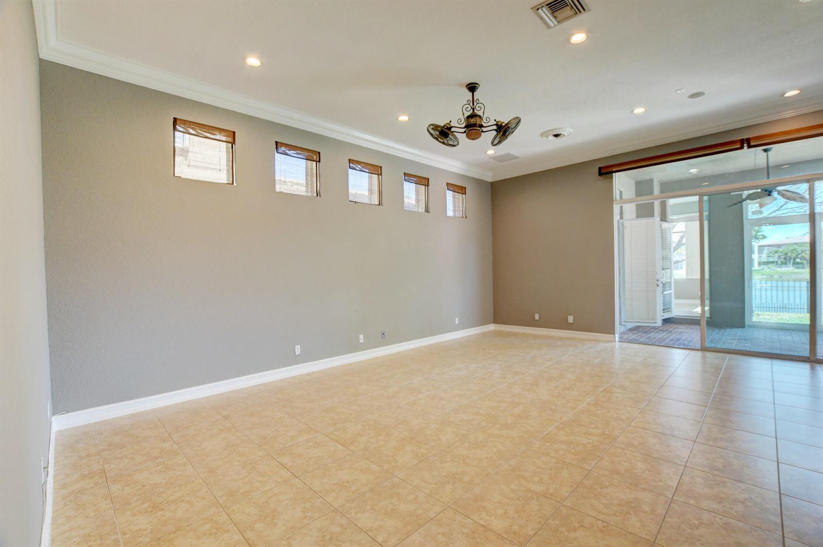 8197 NW 107th Lane, Parkland FL 33076 photo 5